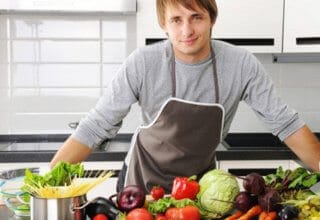 Evde yemek yapma işi